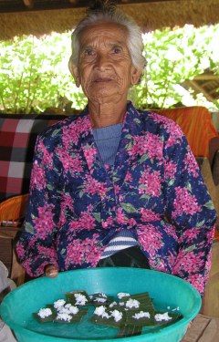 alte Frau aus Asak